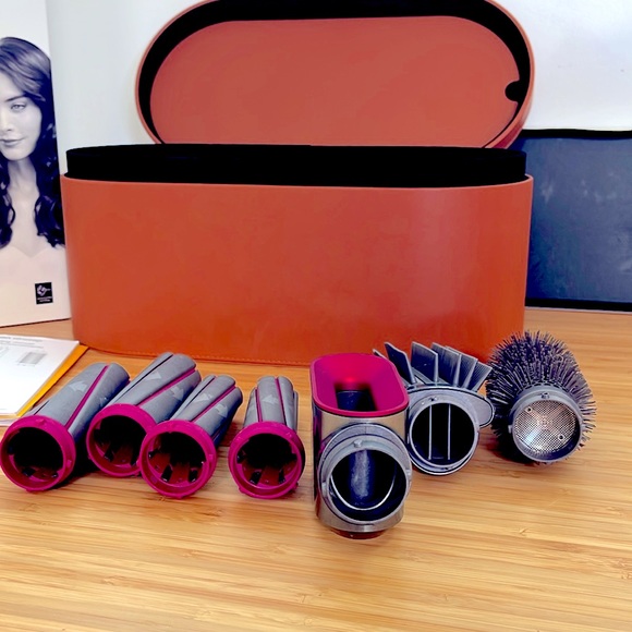 Dyson Airwrap Hair Dryer Curling Fuchsia Pink Attachments and Storage Case - Picture 8 of 9